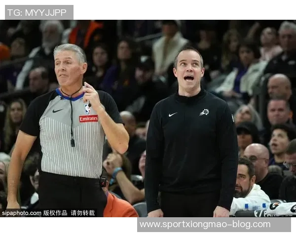 罗伊斯奥尼尔赞扬奥特沟通能力强调团队凝聚力的重要性