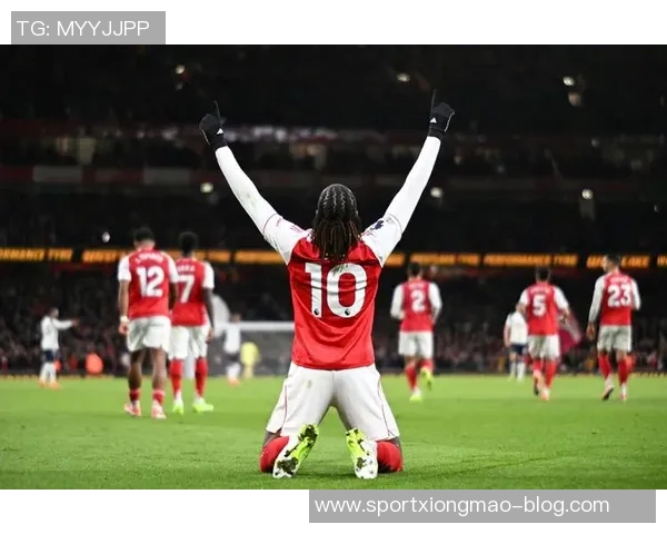 埃泽帽子戏法助阿森纳逆转热刺展现6750万镑转会价值